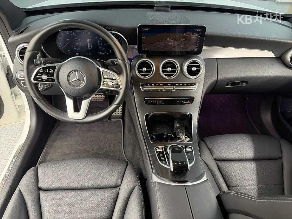 Mercedes-Benz The New (фейслифт) C-КласC200 AMG Line - 7