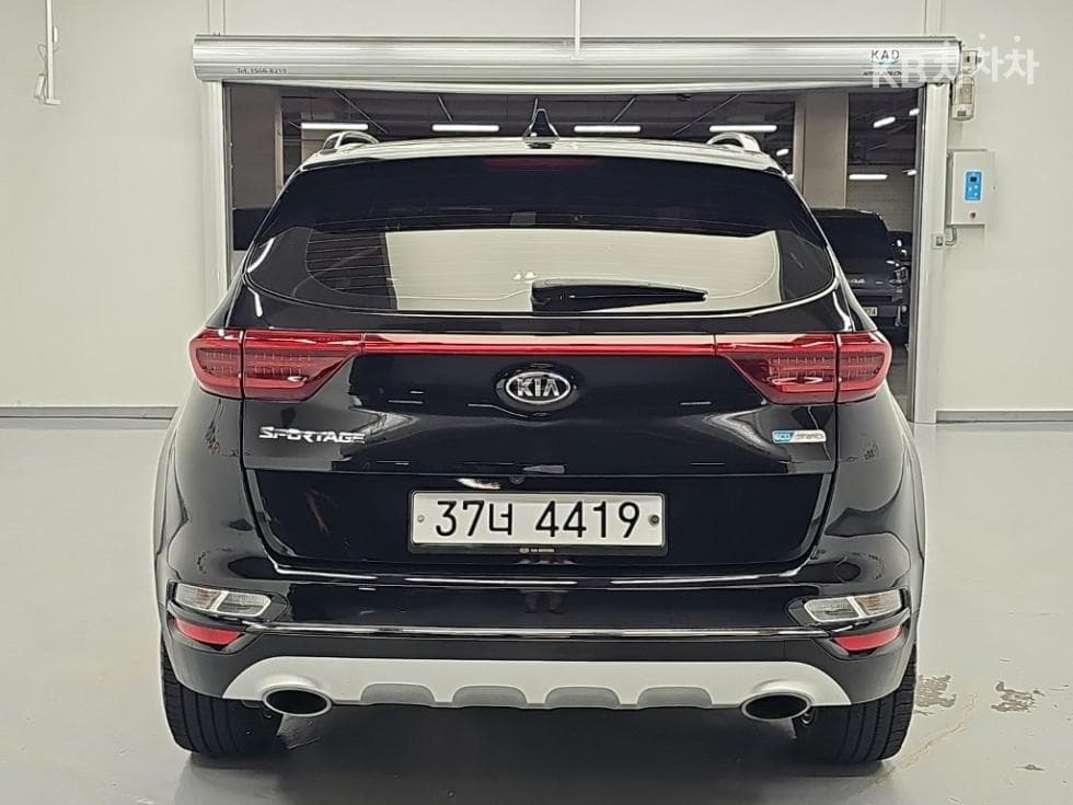 Киа Sportage 더 볼드2.0 Дизел 2WD Престиж - 3