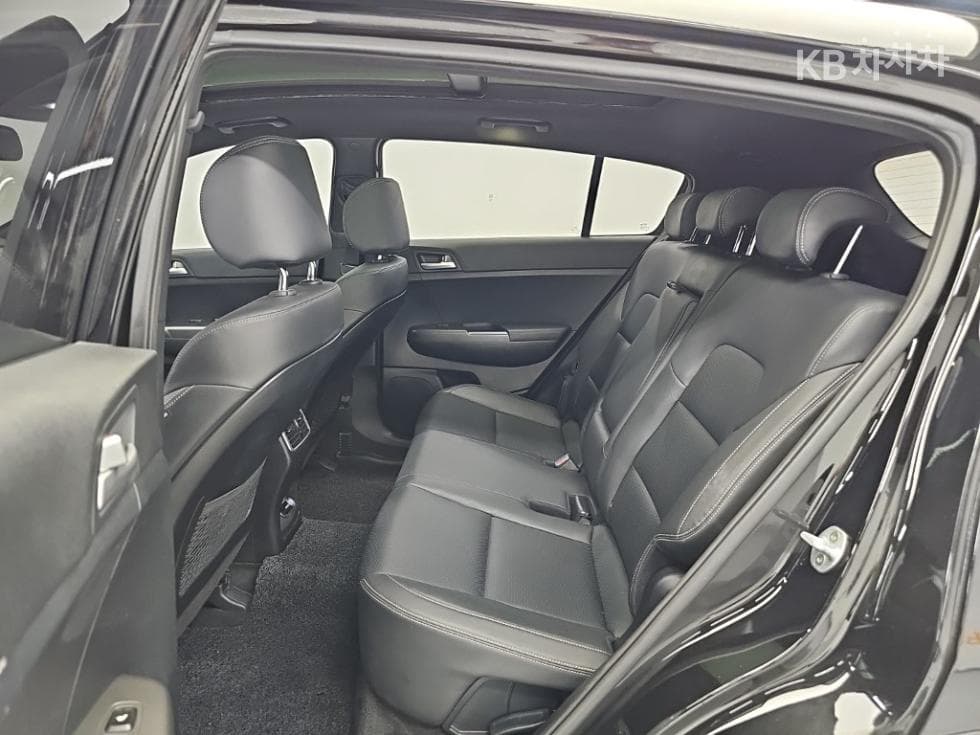 Киа Sportage 더 볼드2.0 Дизел 2WD Престиж - 12
