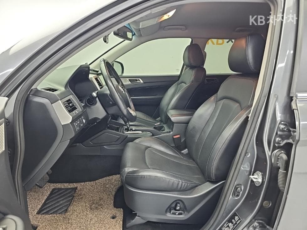 КейДжи Мобилити Rexton 스포츠2.2 4x4 Noblesse - 11