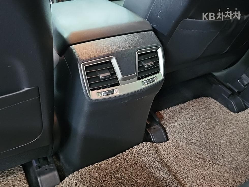 КейДжи Мобилити Rexton 스포츠2.2 4x4 Noblesse - 13
