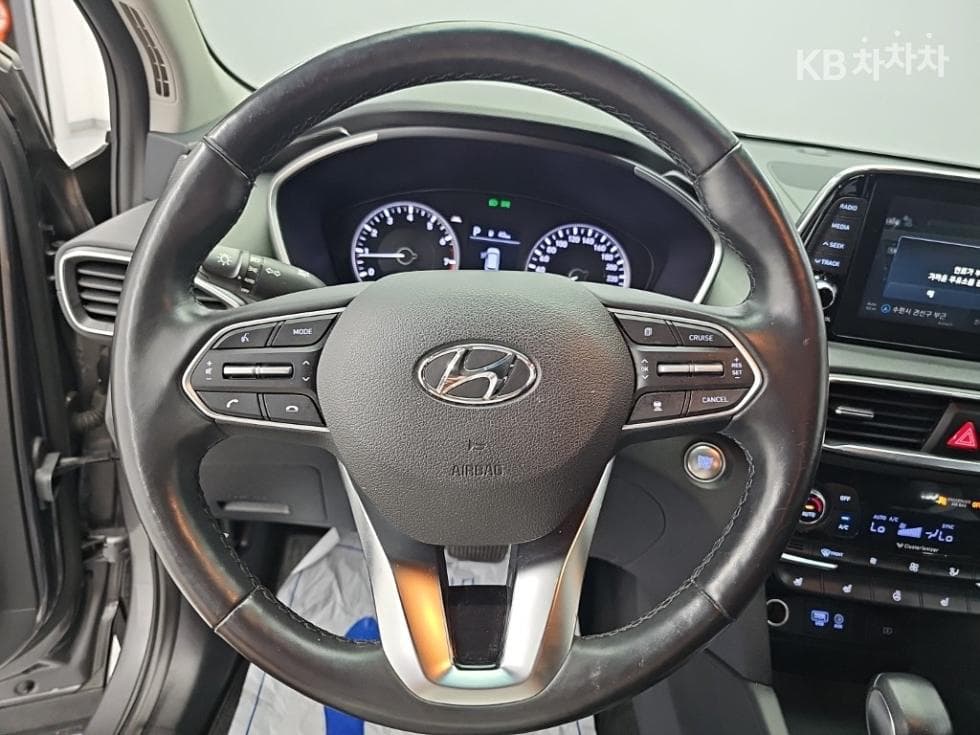 Хюндай Санта Фе TMБензин 2.0T 2WD Exclusive - 9
