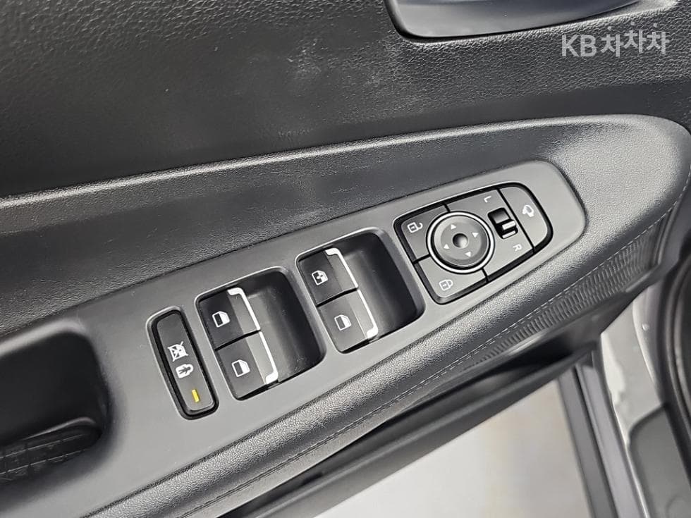 Хюндай Санта Фе TMБензин 2.0T 2WD Exclusive - 19