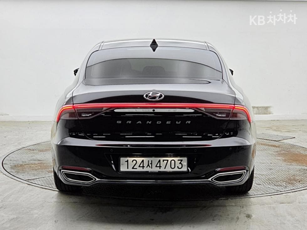 Hyundai The New (facelift) Grandeur (Azera)2.5 Premium 초이스 - 4