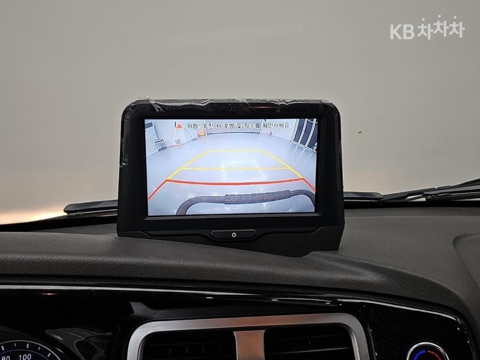 Хюндай Porter 2Удължено междуосие Двойна Кабина CRDi Premium - 13