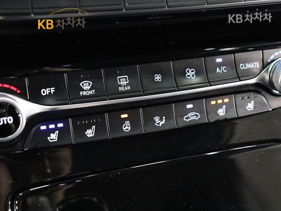 Hyundai Grandeur (Azera)IG2.4 Premium Special (special feature/edition) - 9