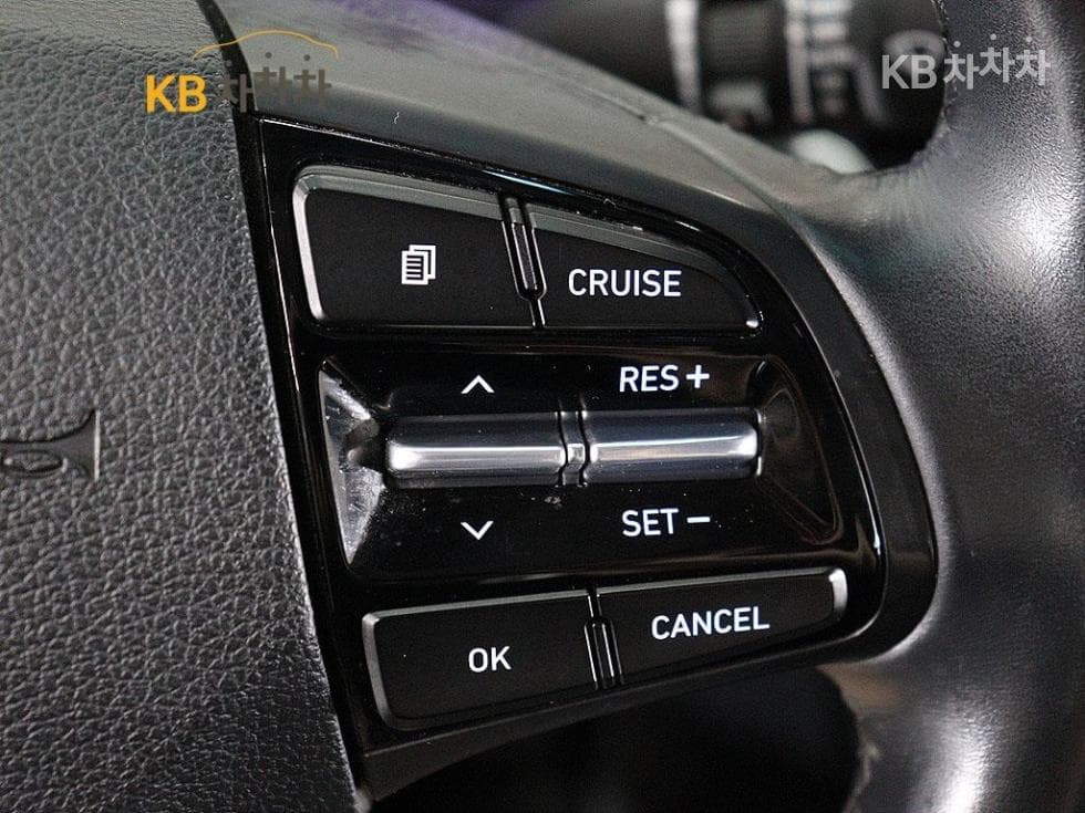 Hyundai Grandeur (Azera)IG2.4 Premium Special (special feature/edition) - 10