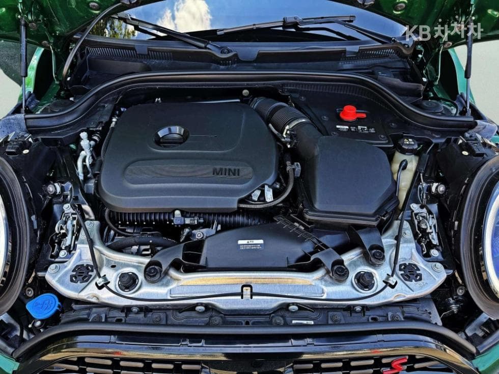 Mini Cooper 4th generationS 2.0 5-door Favoured - 6