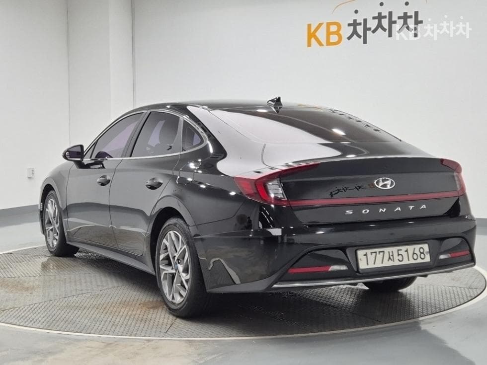 Hyundai Sonata (DN8)2.0 Premium 패밀리 - 2