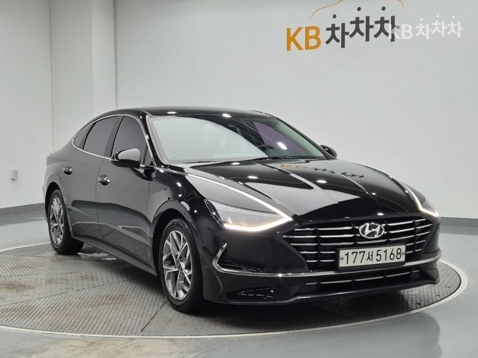 Hyundai Sonata (DN8)2.0 Premium 패밀리 - 4