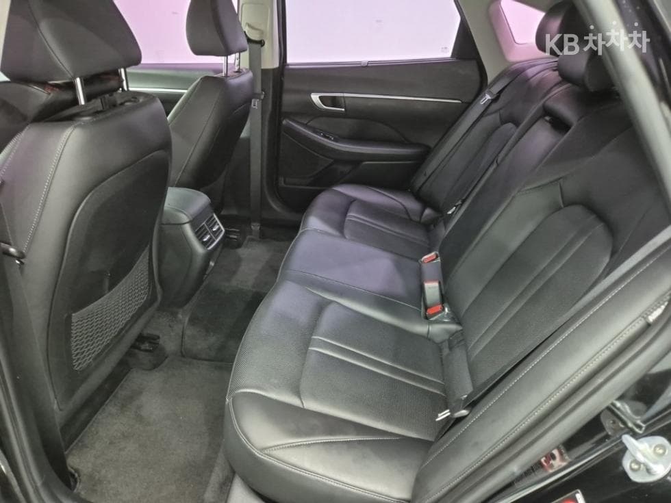 Hyundai Sonata (DN8)2.0 Premium 패밀리 - 12