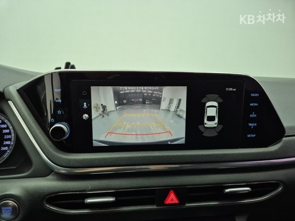 Hyundai Sonata (DN8)2.0 Premium 패밀리 - 14