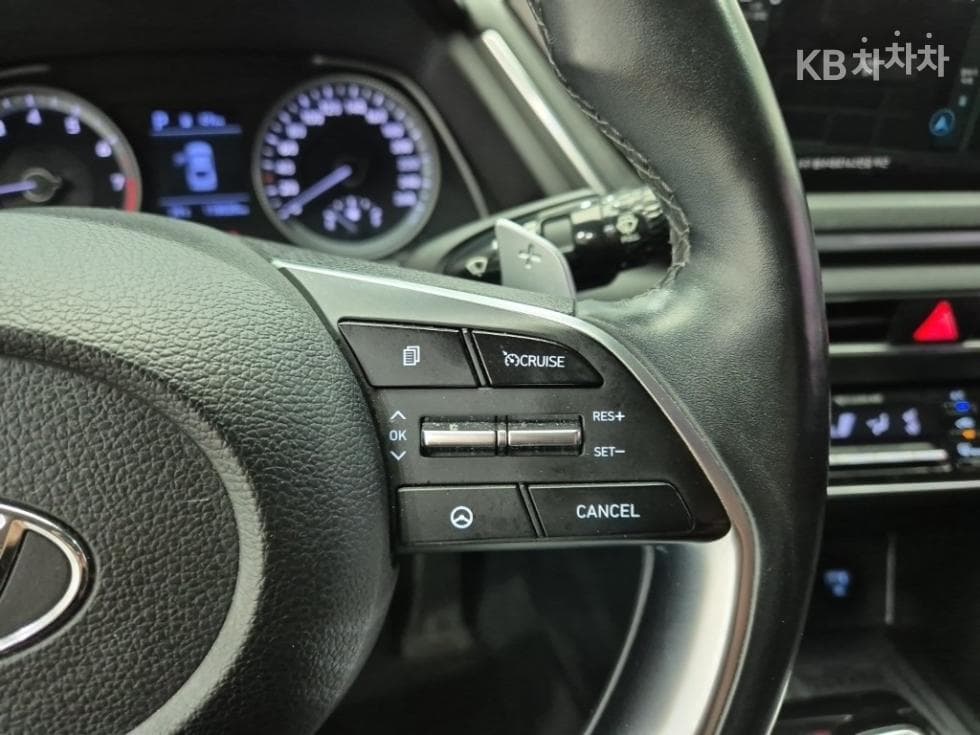 Hyundai Sonata (DN8)2.0 Premium 패밀리 - 15