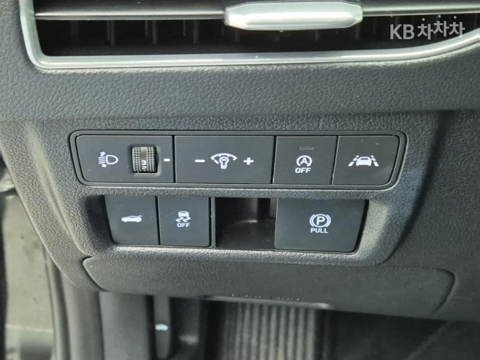 Hyundai Sonata (DN8)2.0 Premium 패밀리 - 17
