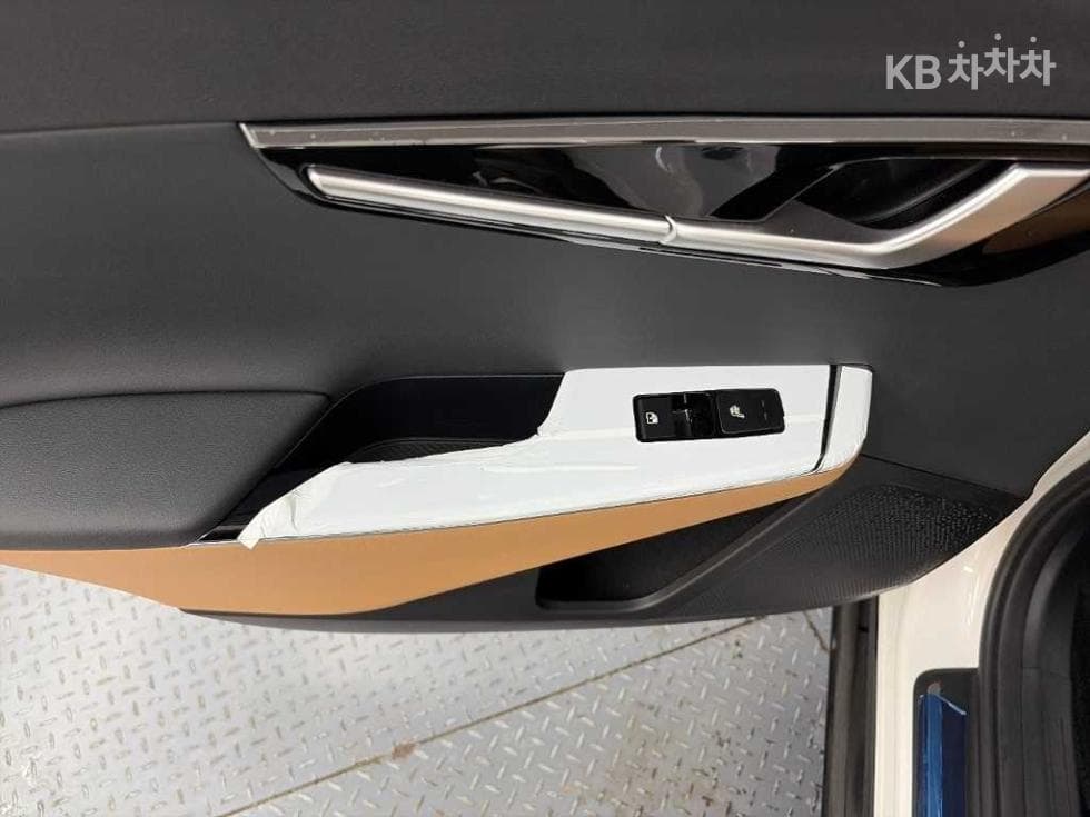 Киа EV6롱 레Местен지 2WD 어스 - 13