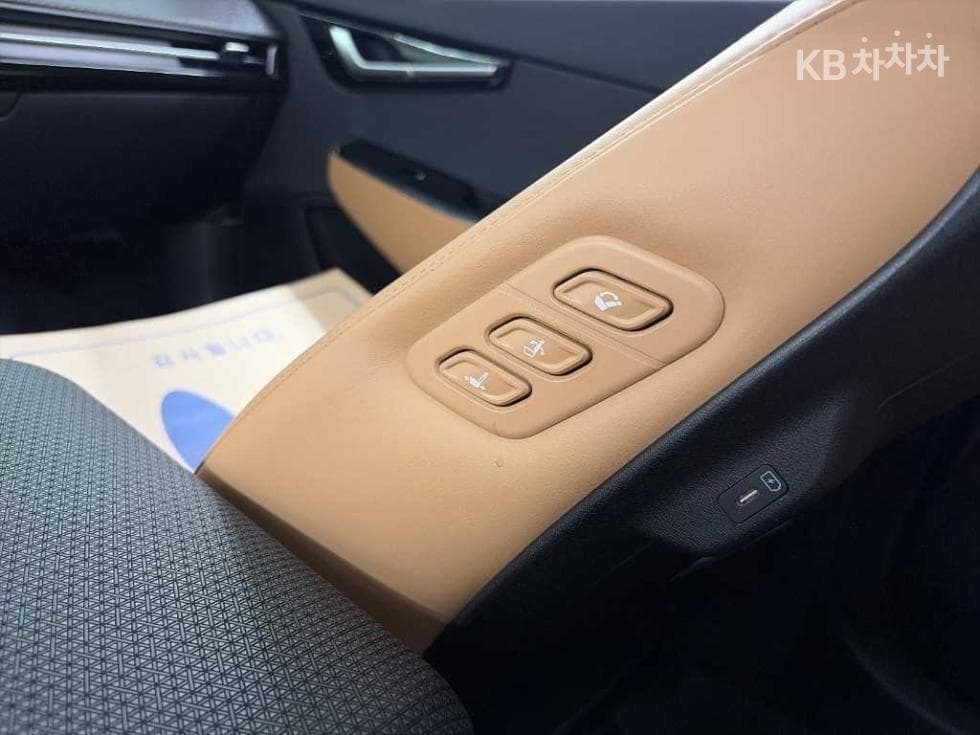 Киа EV6롱 레Местен지 2WD 어스 - 14