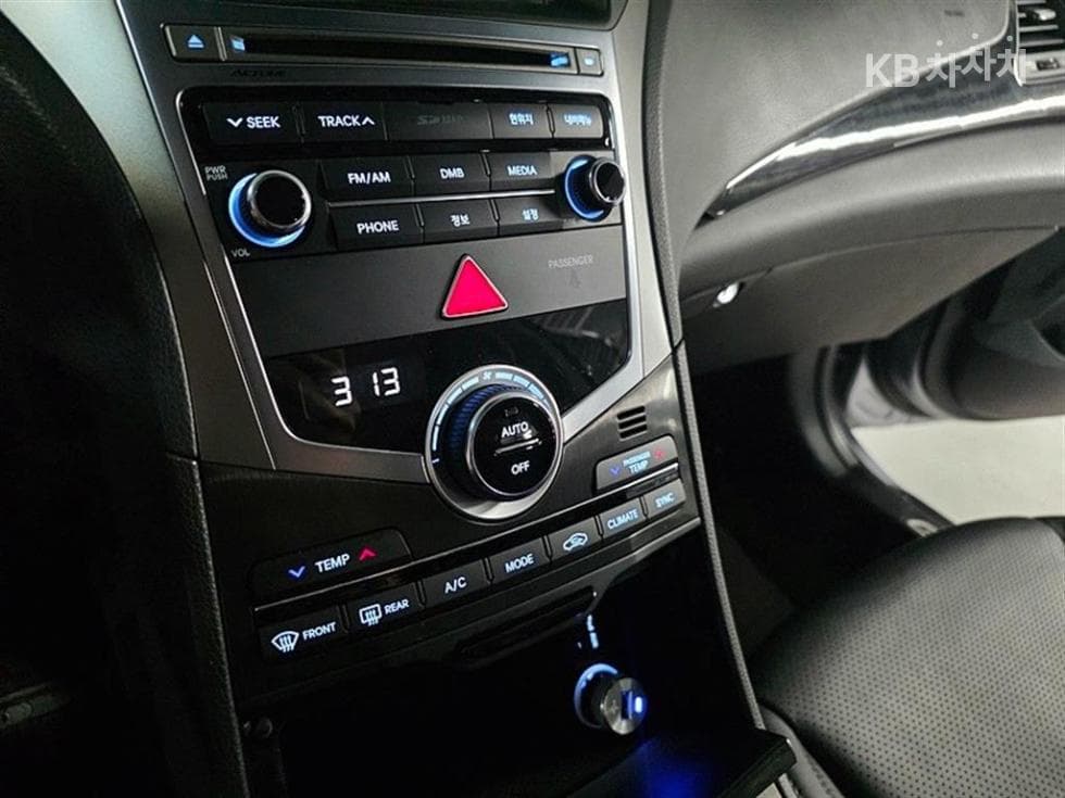 Hyundai Grandeur (Azera)HGHG220 Diesel Premium - 10