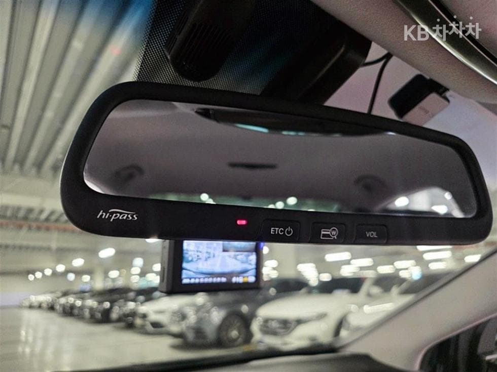 Hyundai Grandeur (Azera)HGHG220 Diesel Premium - 15