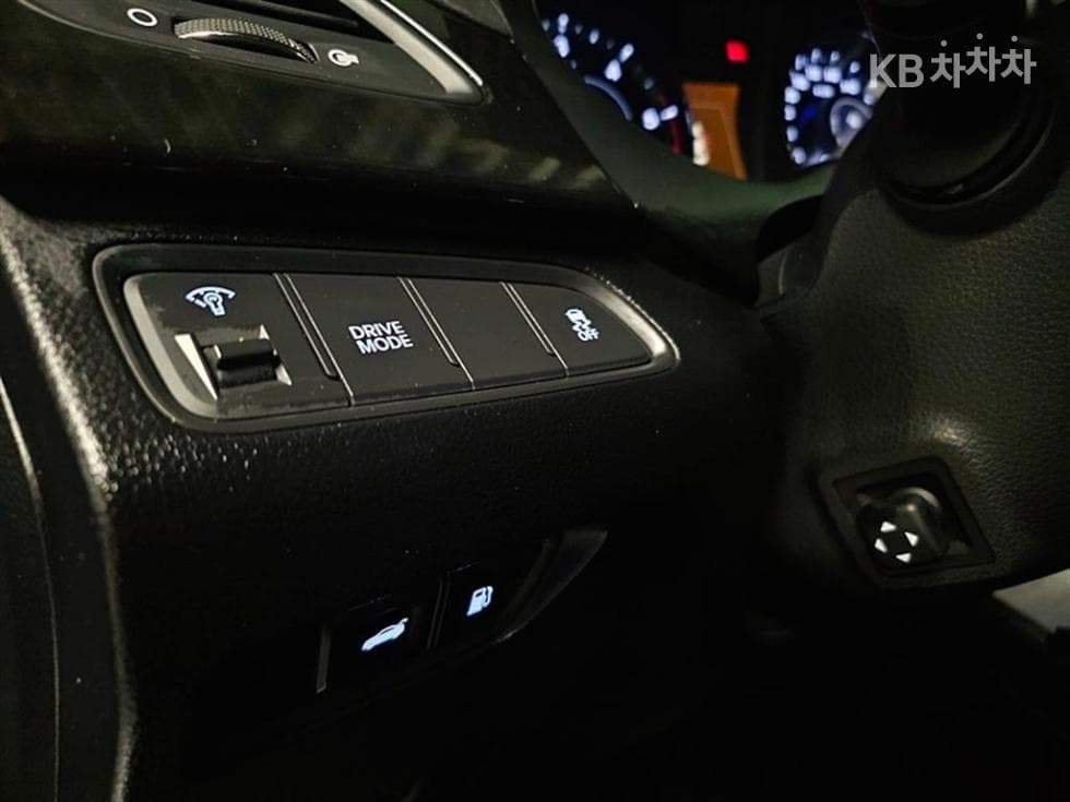 Hyundai Grandeur (Azera)HGHG220 Diesel Premium - 17