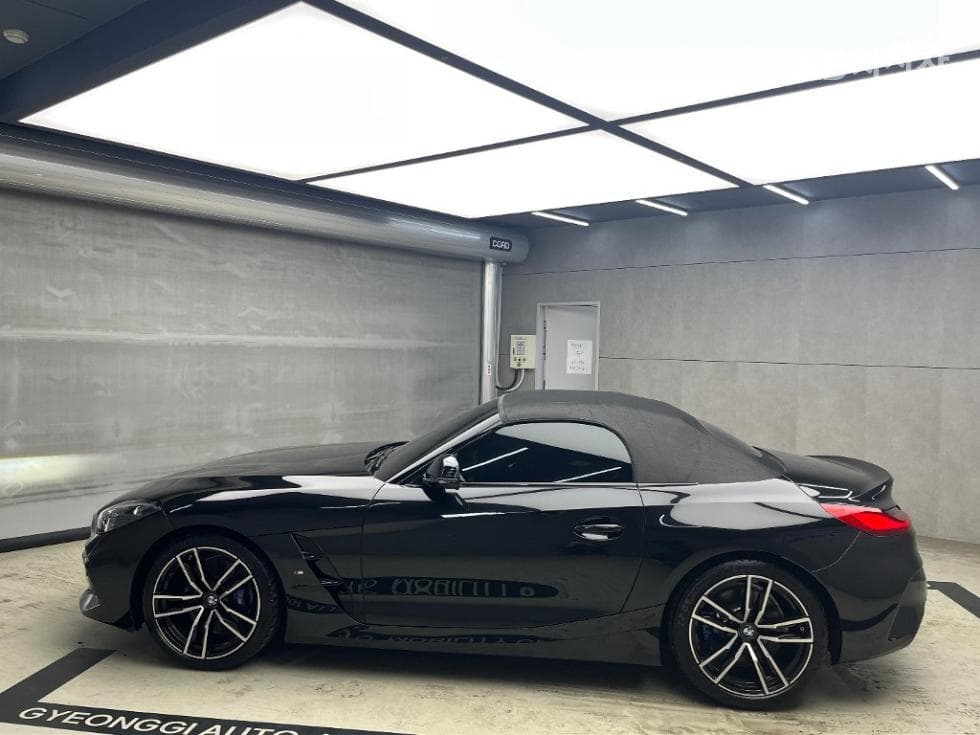 BMW All New Z4sDrive 20i M Sports Package - 4