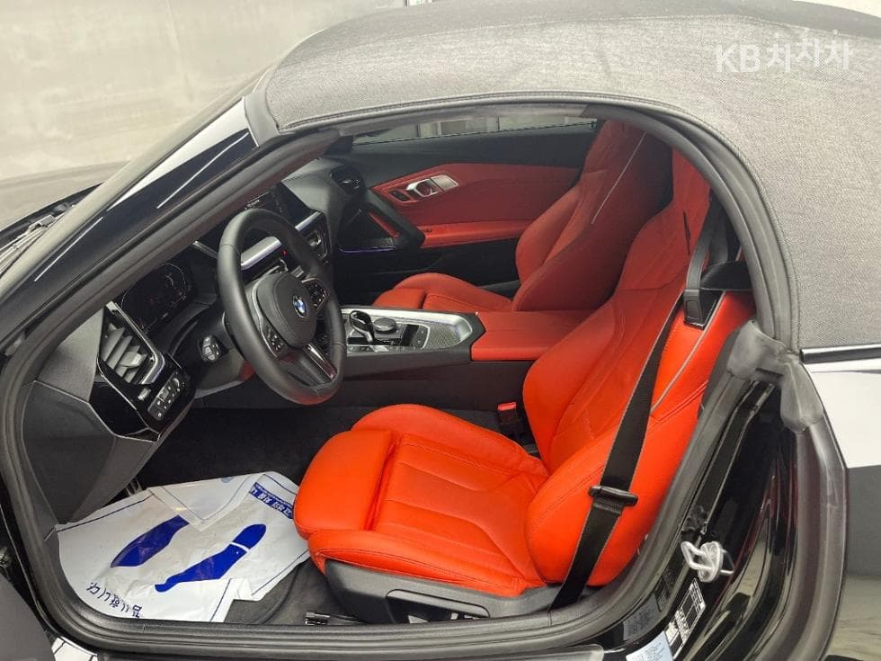 BMW All New Z4sDrive 20i M Sports Package - 5