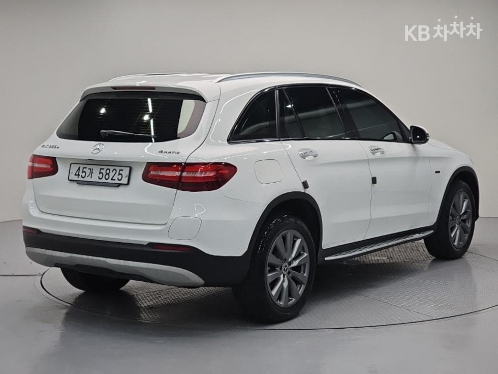 Mercedes-Benz GLC(X253)350e 4Matic Premium - 4
