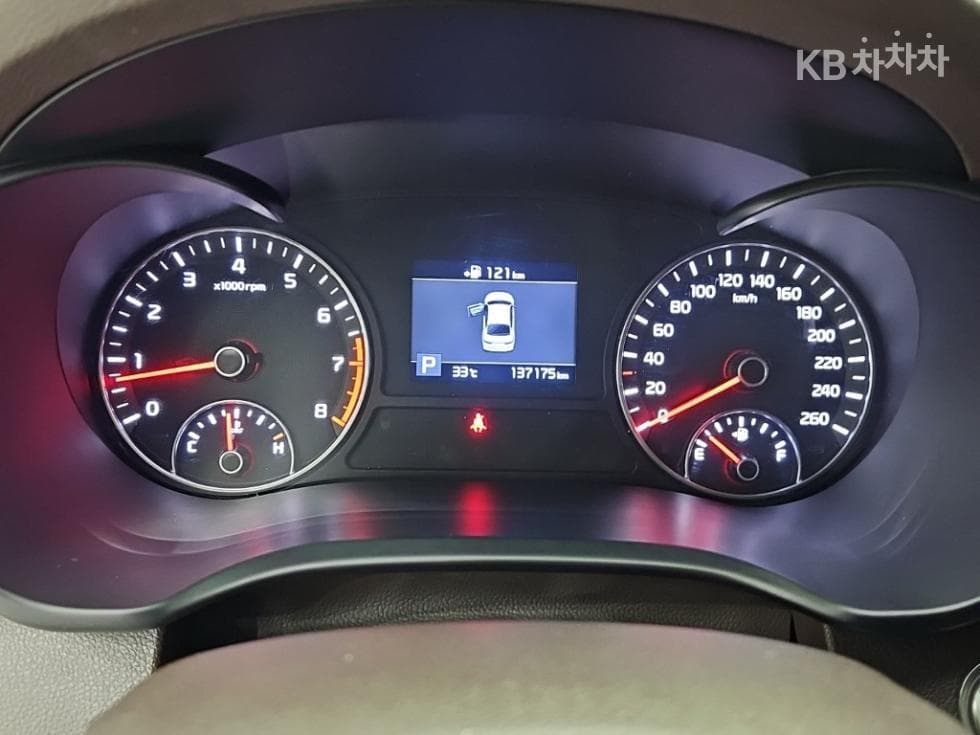 Киа The New (фейслифт) K5 Второ поколение2.0 Бензин Noblesse - 6
