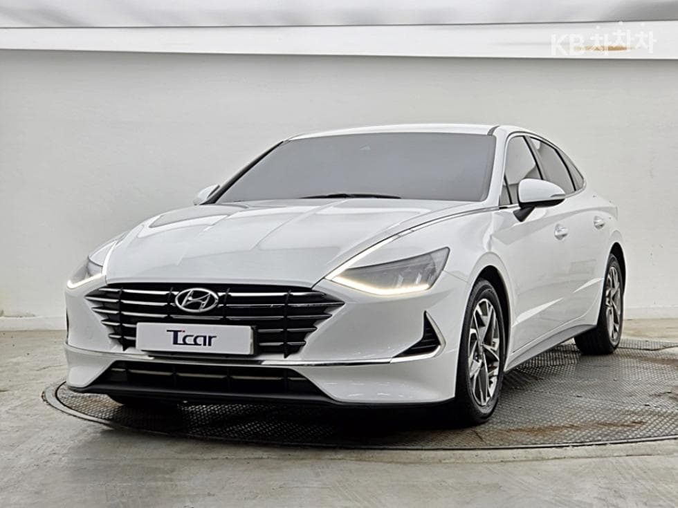 Hyundai Sonata (DN8) 2.0 Premium - Image 1