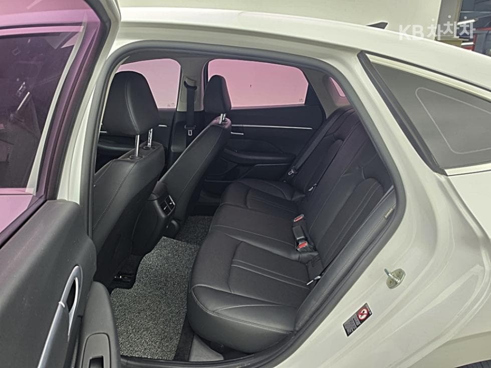 Hyundai Sonata (DN8)2.0 Premium - 12