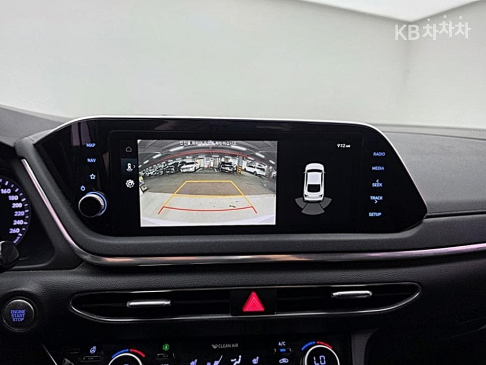 Hyundai Sonata (DN8)2.0 Premium - 18