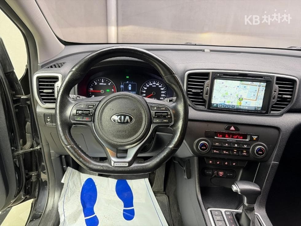 Киа Sportage 4-то поколениеДизел 1.7 2WD Noblesse - 9
