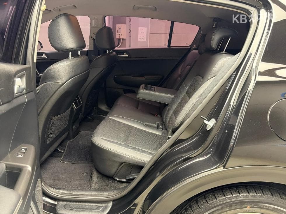 Киа Sportage 4-то поколениеДизел 1.7 2WD Noblesse - 12