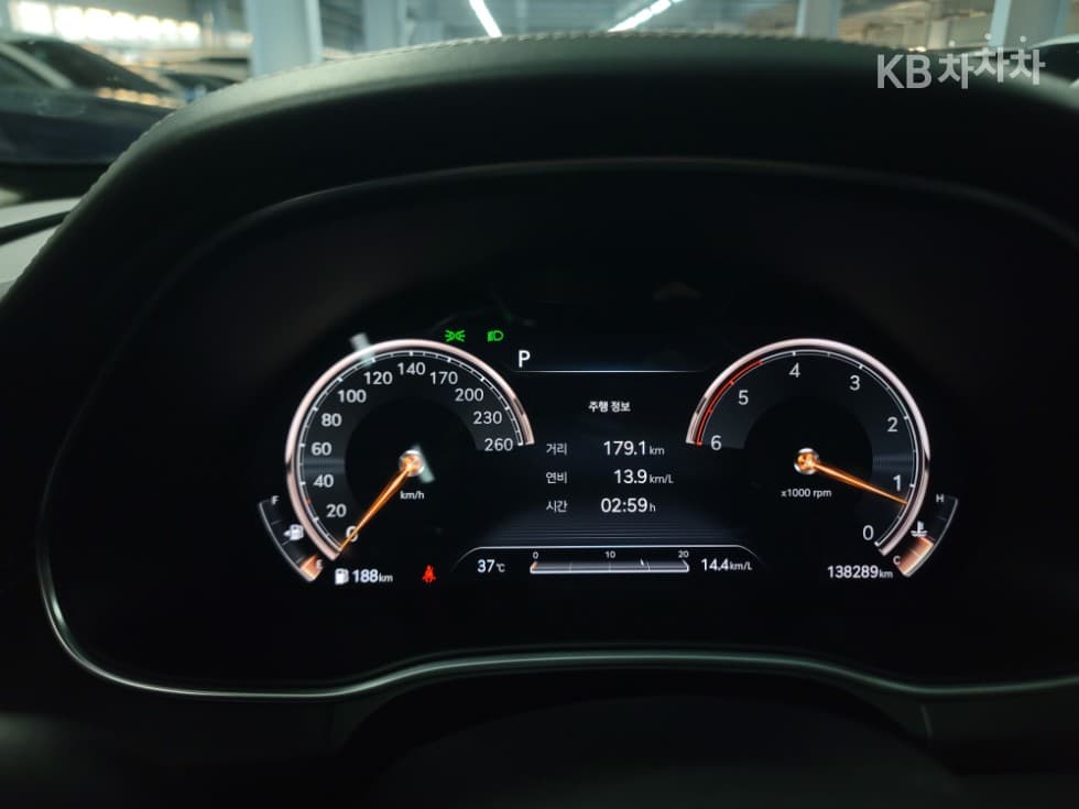 Genesis GV803.0 Diesel AWD - 5