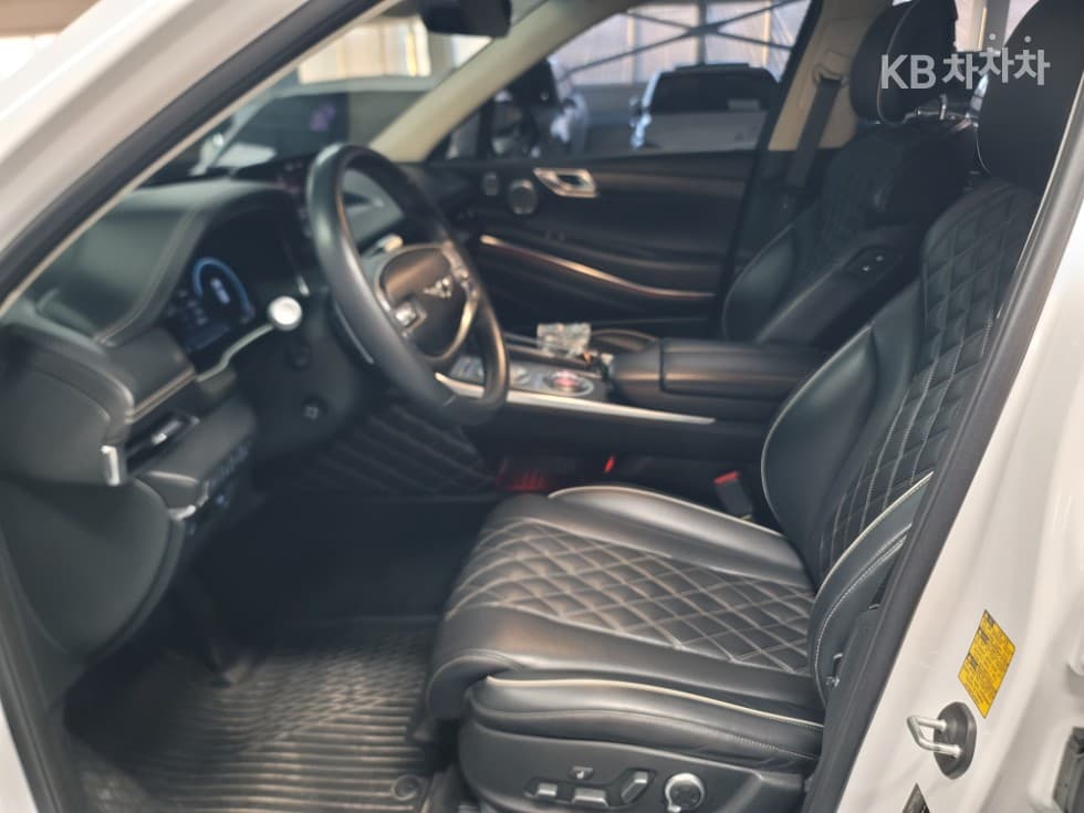 Genesis GV803.0 Diesel AWD - 7