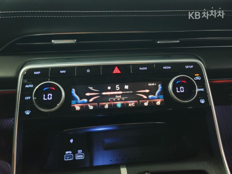 Genesis GV803.0 Diesel AWD - 15