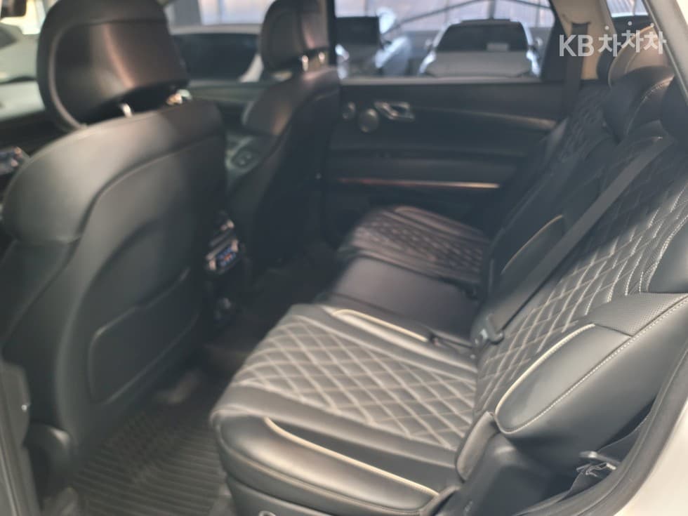 Genesis GV803.0 Diesel AWD - 20