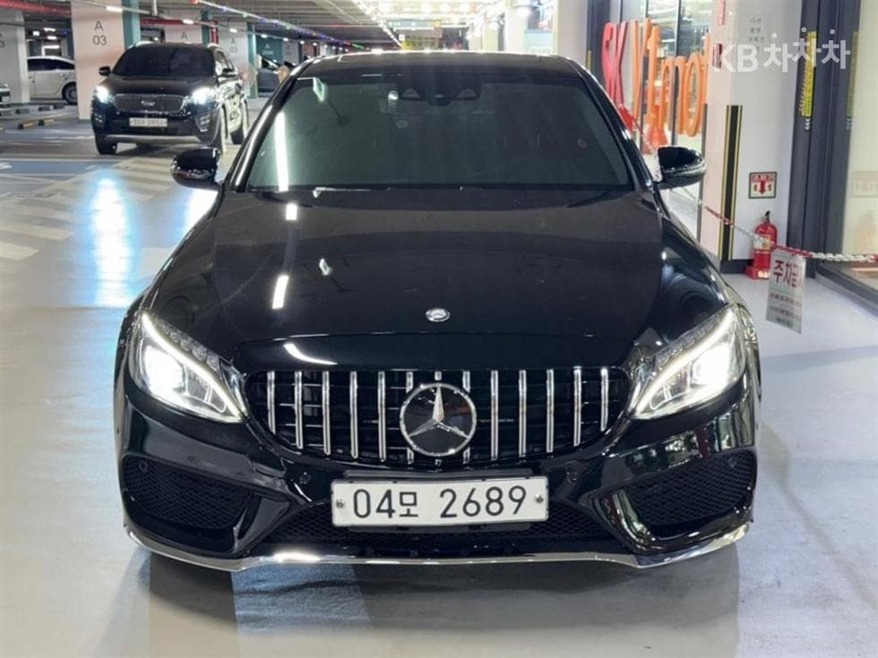 Mercedes-Benz The New (facelift) C-Class C200 Avantgarde W205(14~) - Image 1