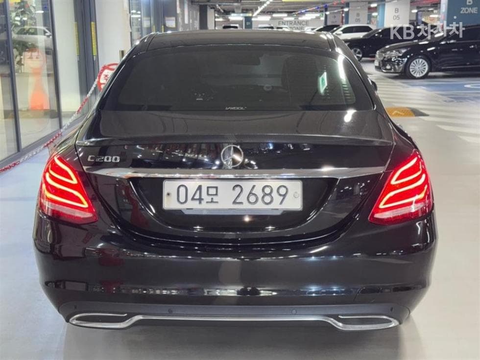 Mercedes-Benz The New (facelift) C-ClassC200 Avantgarde W205 - 5