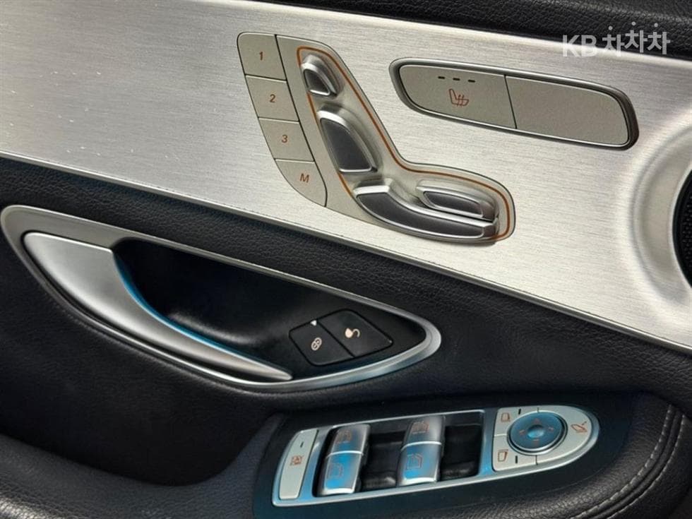 Mercedes-Benz The New (facelift) C-ClassC200 Avantgarde W205 - 15