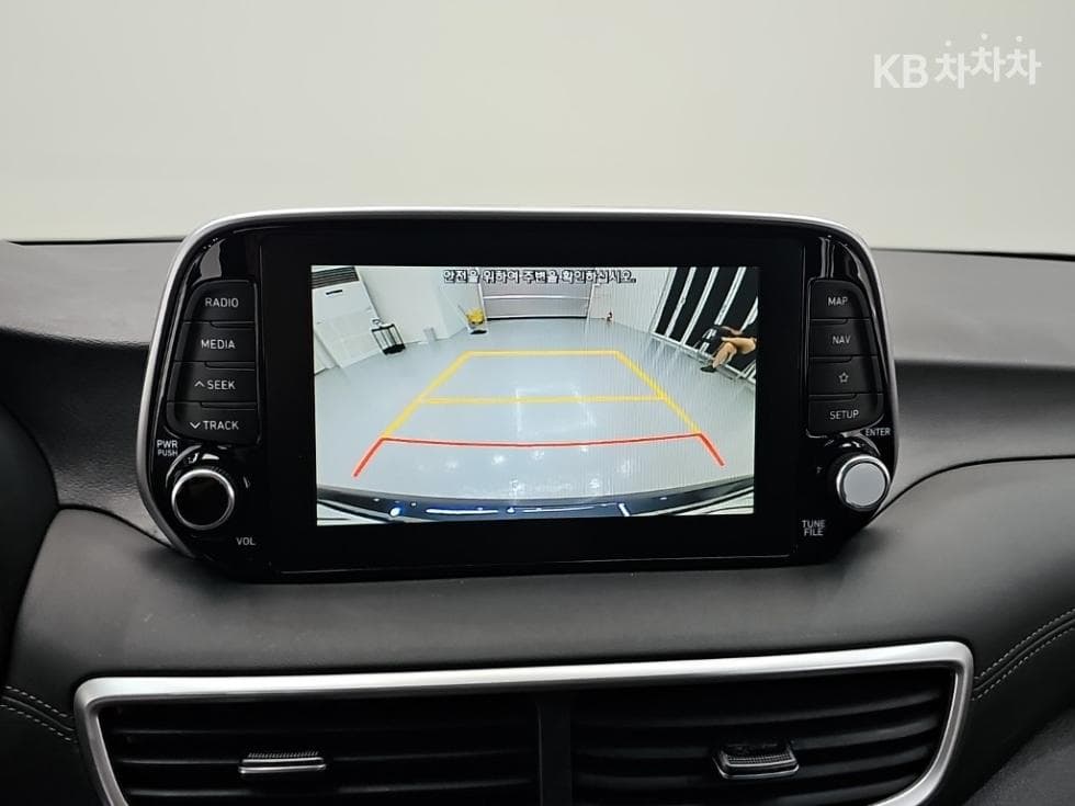 Хюндай All New ТуксонДизел(e-VGT R)2.0 4x4 Premium - 15