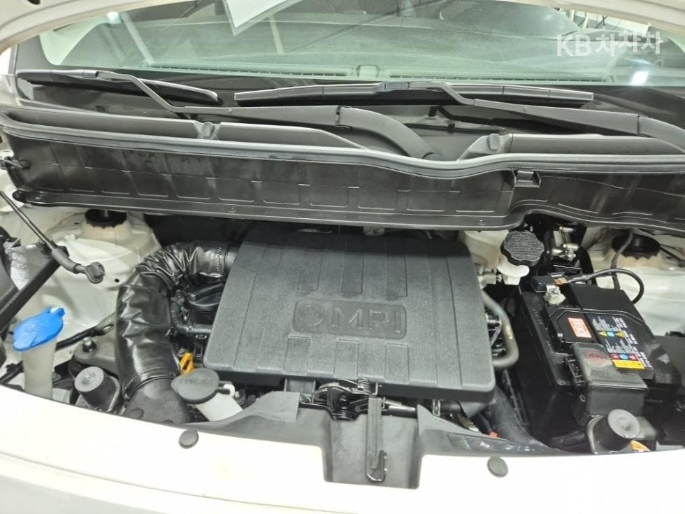 Киа The New (фейслифт) Рей (ван) Ван1.0 Бензин Ван 2-местен Стандартен - 5