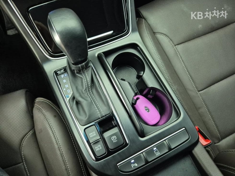 Hyundai Grandeur (Azera)IG3.0 Premium - 8