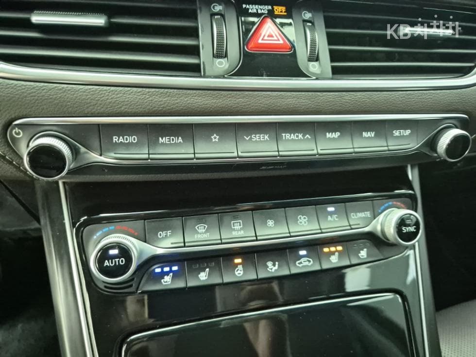 Hyundai Grandeur (Azera)IG3.0 Premium - 10