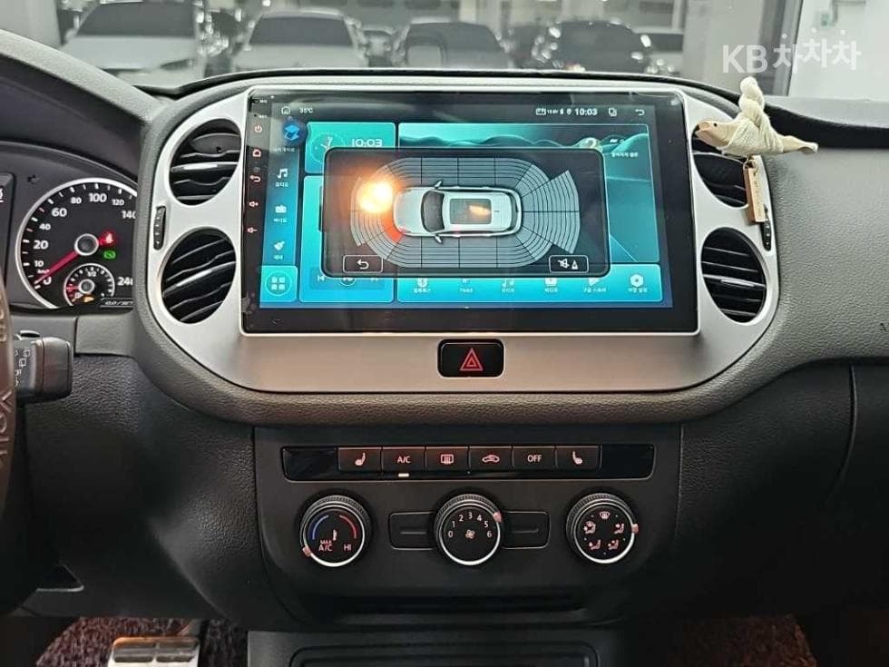 Volkswagen Нов Tiguan2.0 Турбо Дизел Инжекция 컴포트 5N - 10