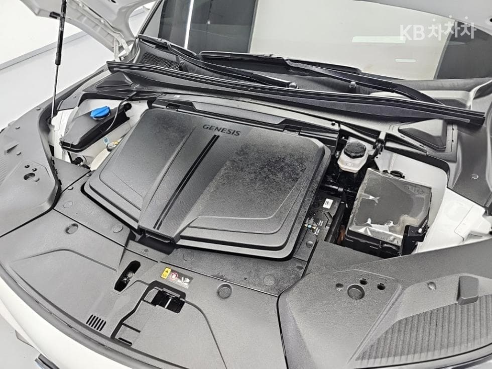 Дженезис GV60Стандартен AWD Стандартен - 5