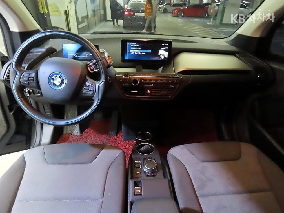 BMW i3LUX I01 - 10