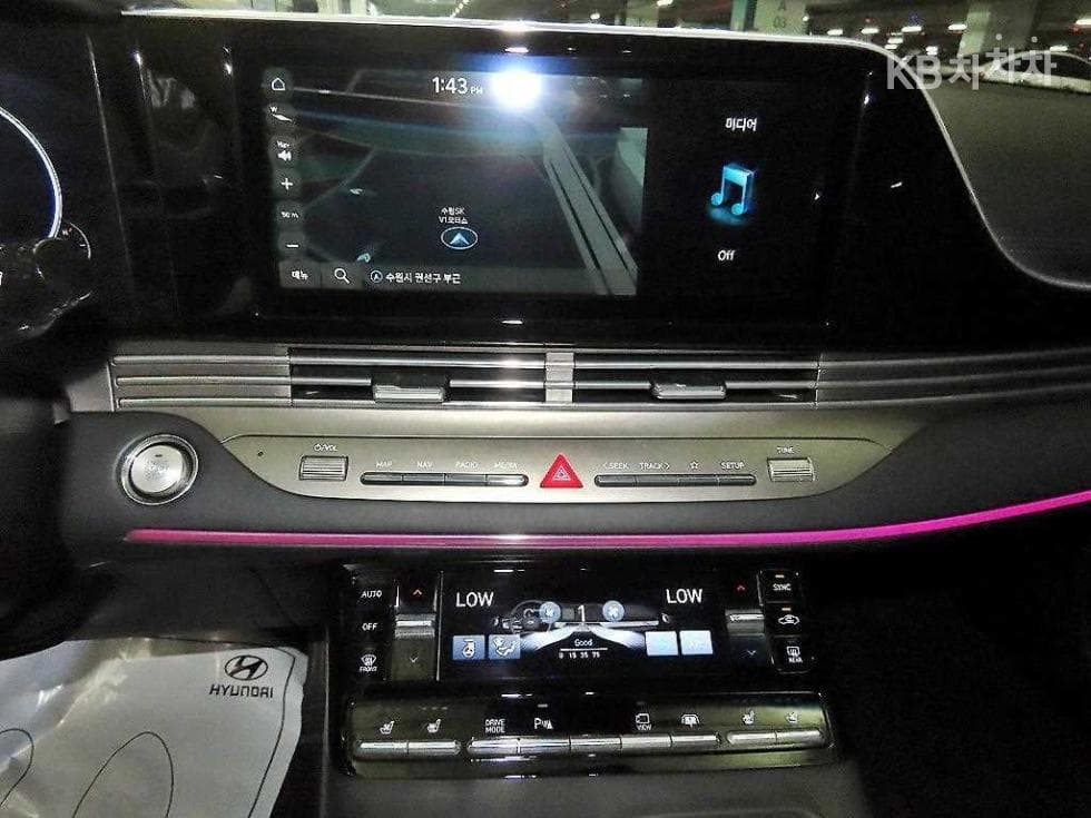 Hyundai The New (facelift) Grandeur (Azera)2.5 Calligraphy - 11