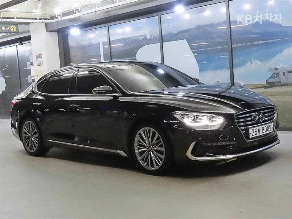 Hyundai Grandeur (Azera)IG 3.0 Exclusive Special (special feature/edition) - Image 1