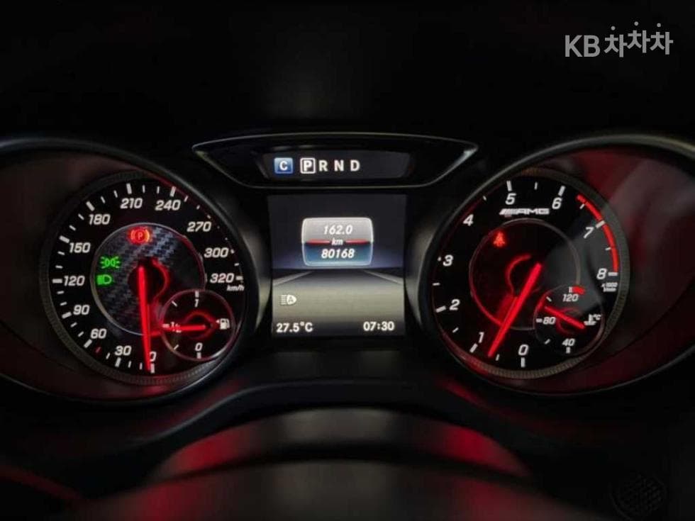 Mercedes-Benz GLA X156GLA45 AMG 4매틱 - 9