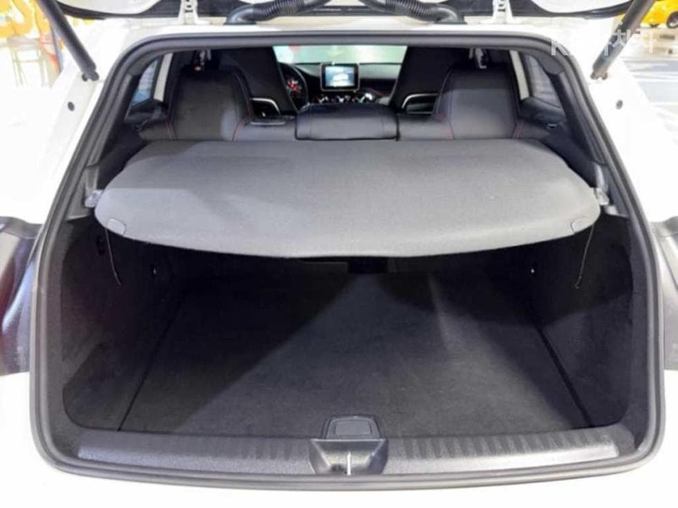 Mercedes-Benz GLA X156GLA45 AMG 4매틱 - 17